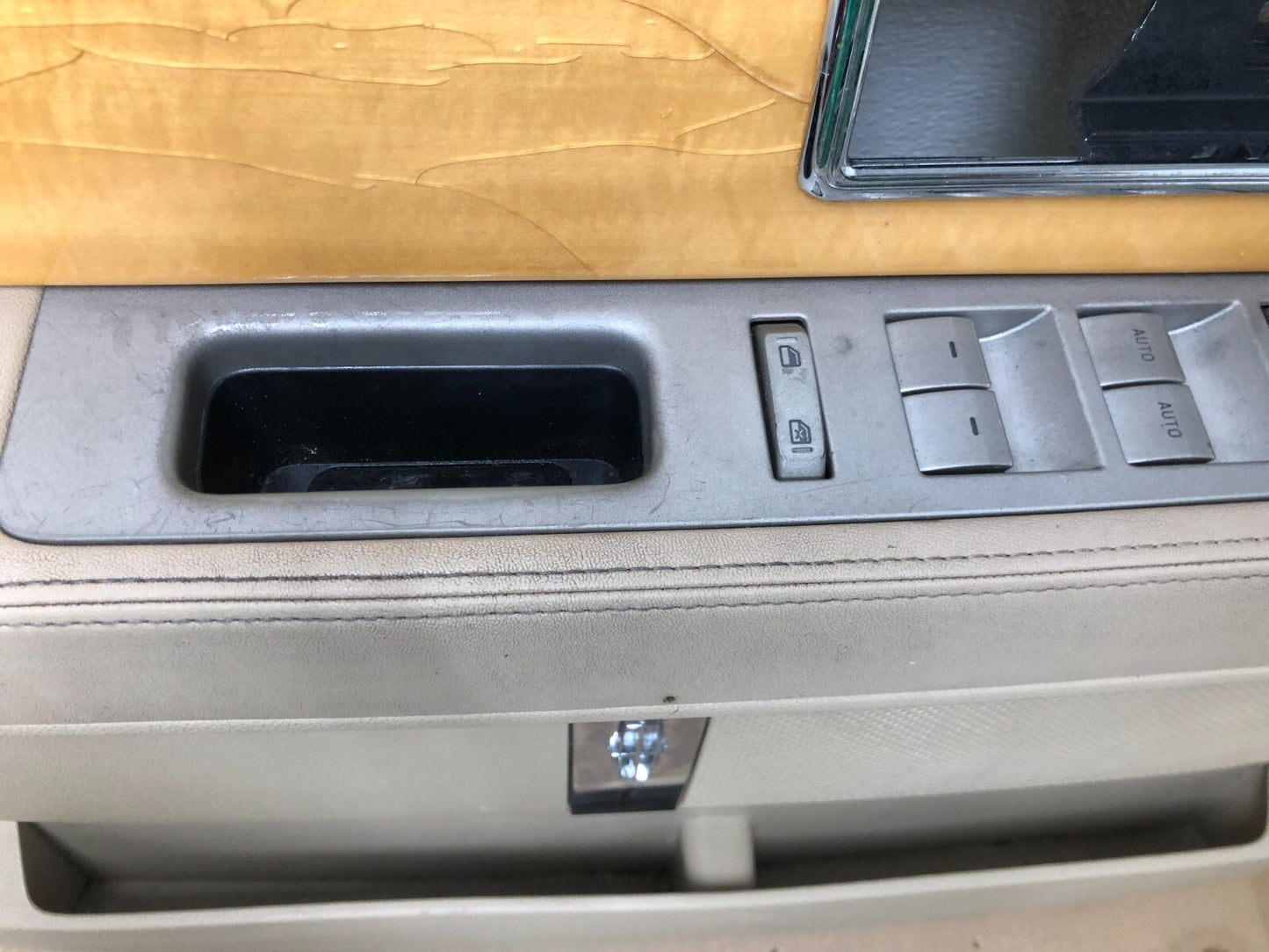 2007-2014 Lincoln Navigator Front Left Driver Lh Side Panel Door OEM D40454