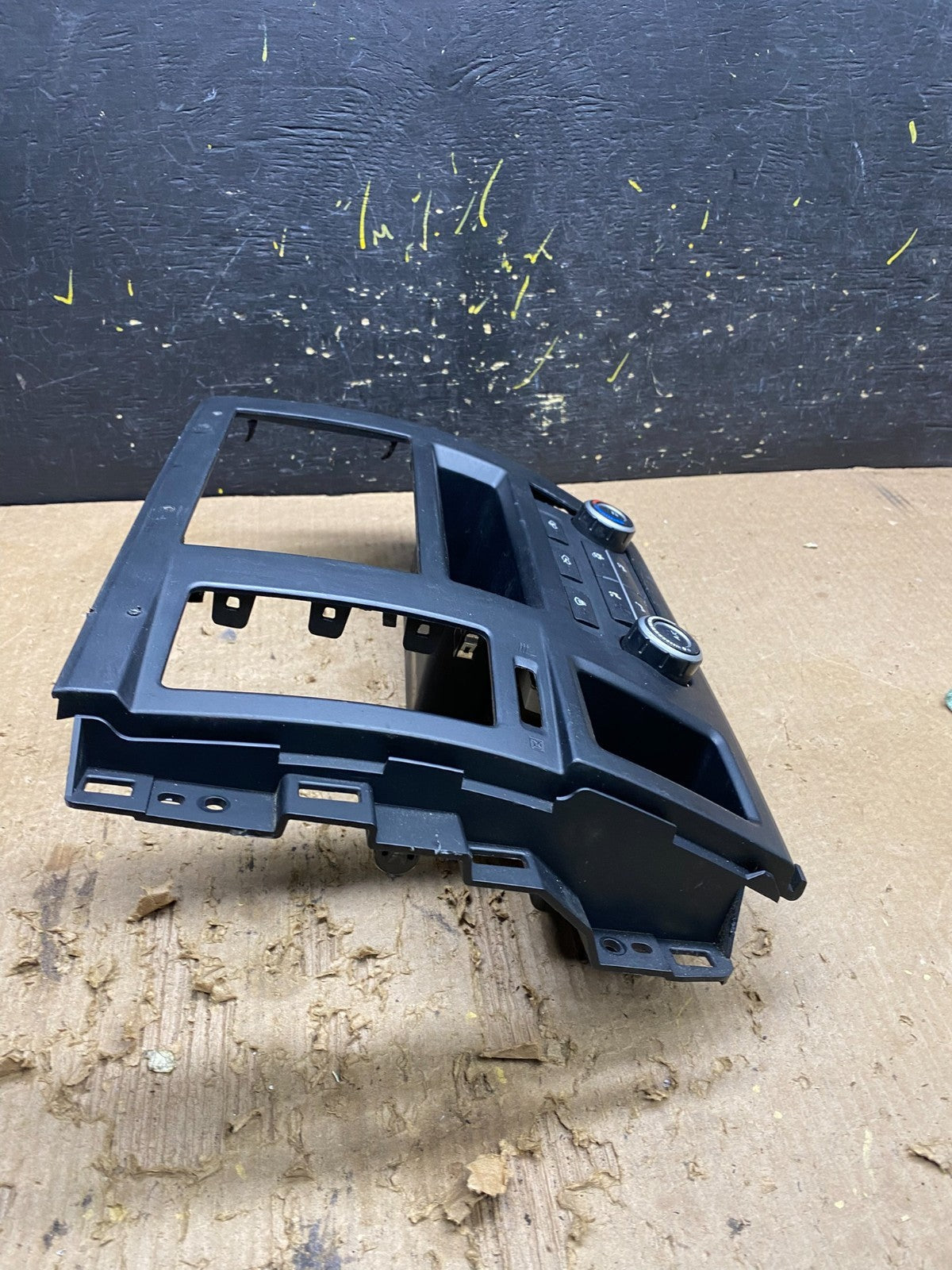 2012-2021 Nissan NV2500 NV3500 Radio Bezel Center Trim Climate Control Z9747 DG1