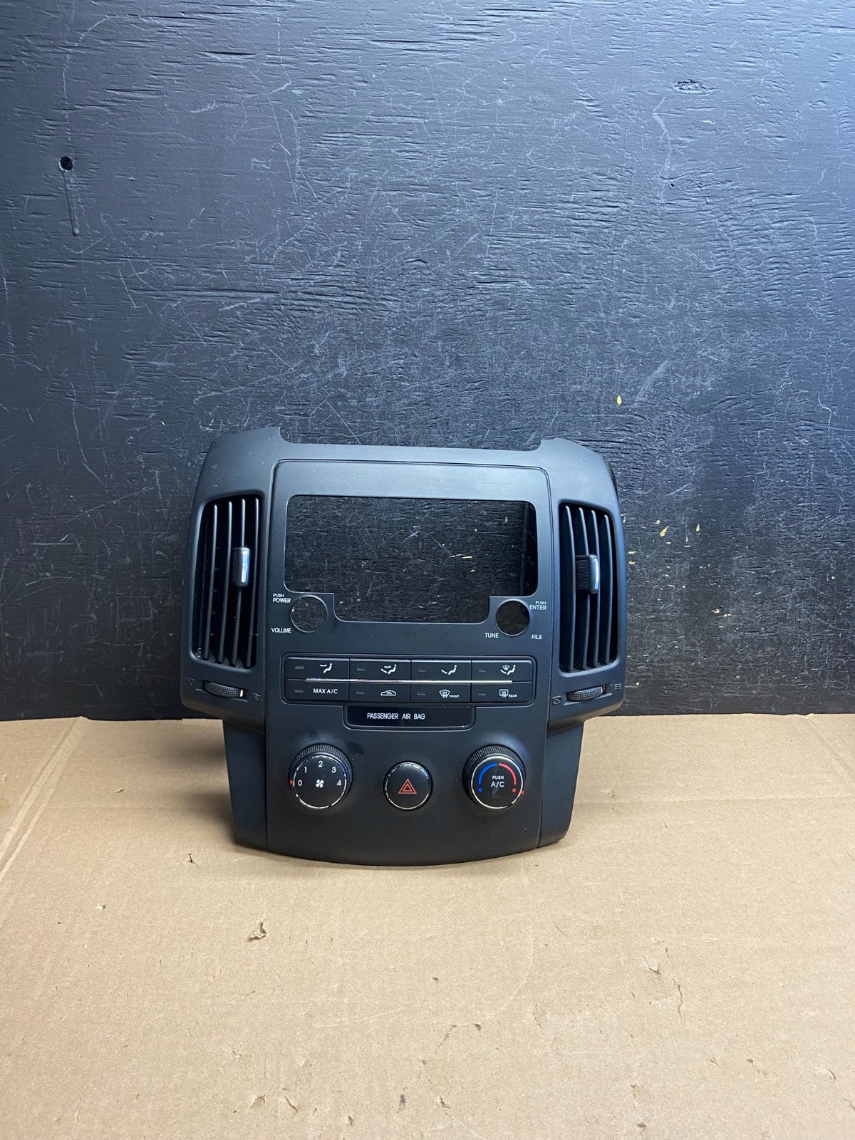 2009-2012 Hyundai Elantra Touring Wagon Front Radio Climate Control Bezel AI62810