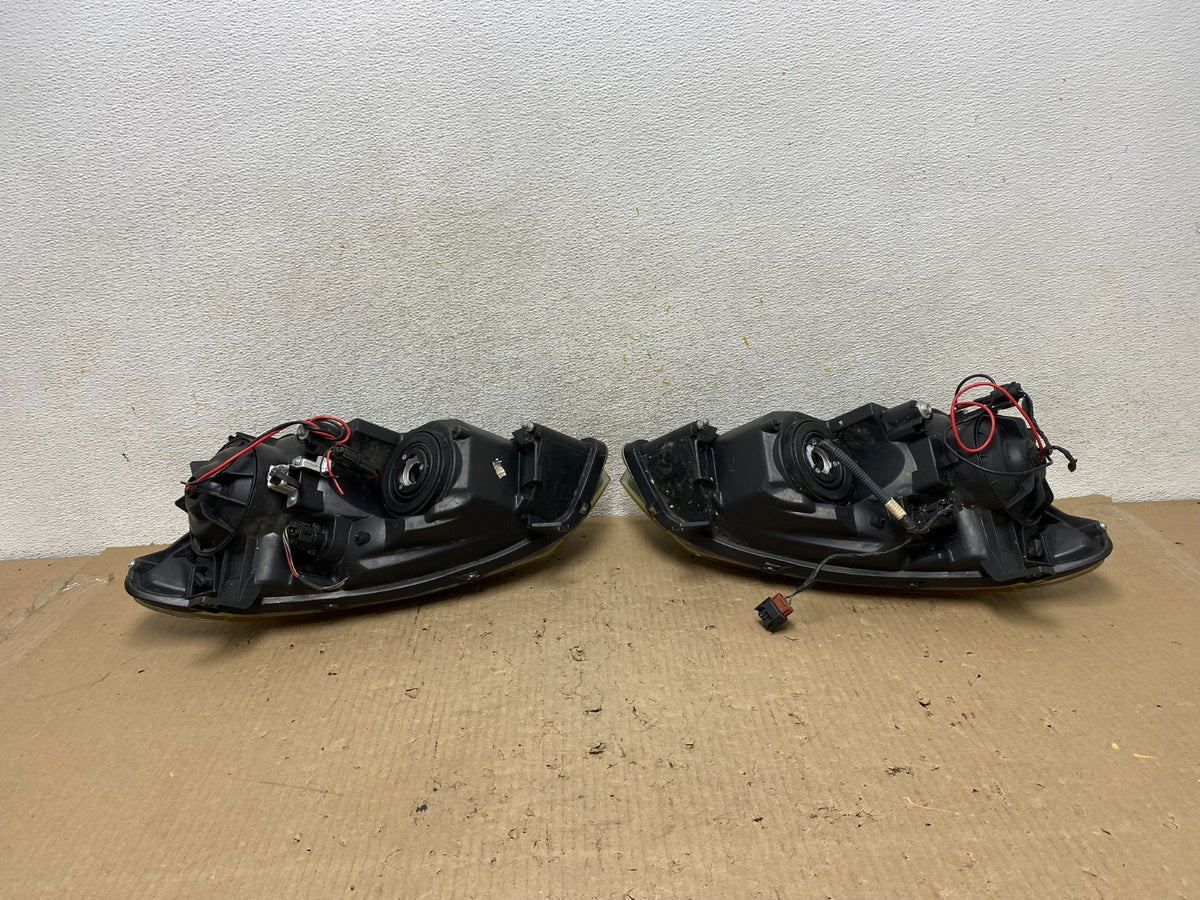 2005 to 2006 Nissan Altima Left+Right Set Halogen Headlights AH6000 DW7