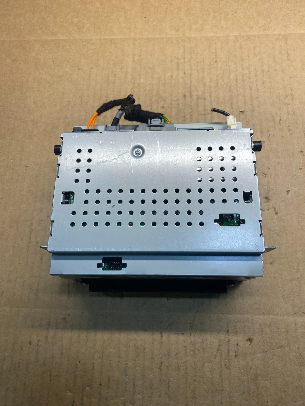 2010 to 2011 Volvo XC60 Climate Control Radio Bezel Panel Trim  Oem AC2796 DG4