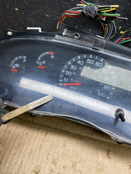 2001 - 2002 Ford Econoline E250 E350 Van Speedometer Instrument Cluster V1673 DG3