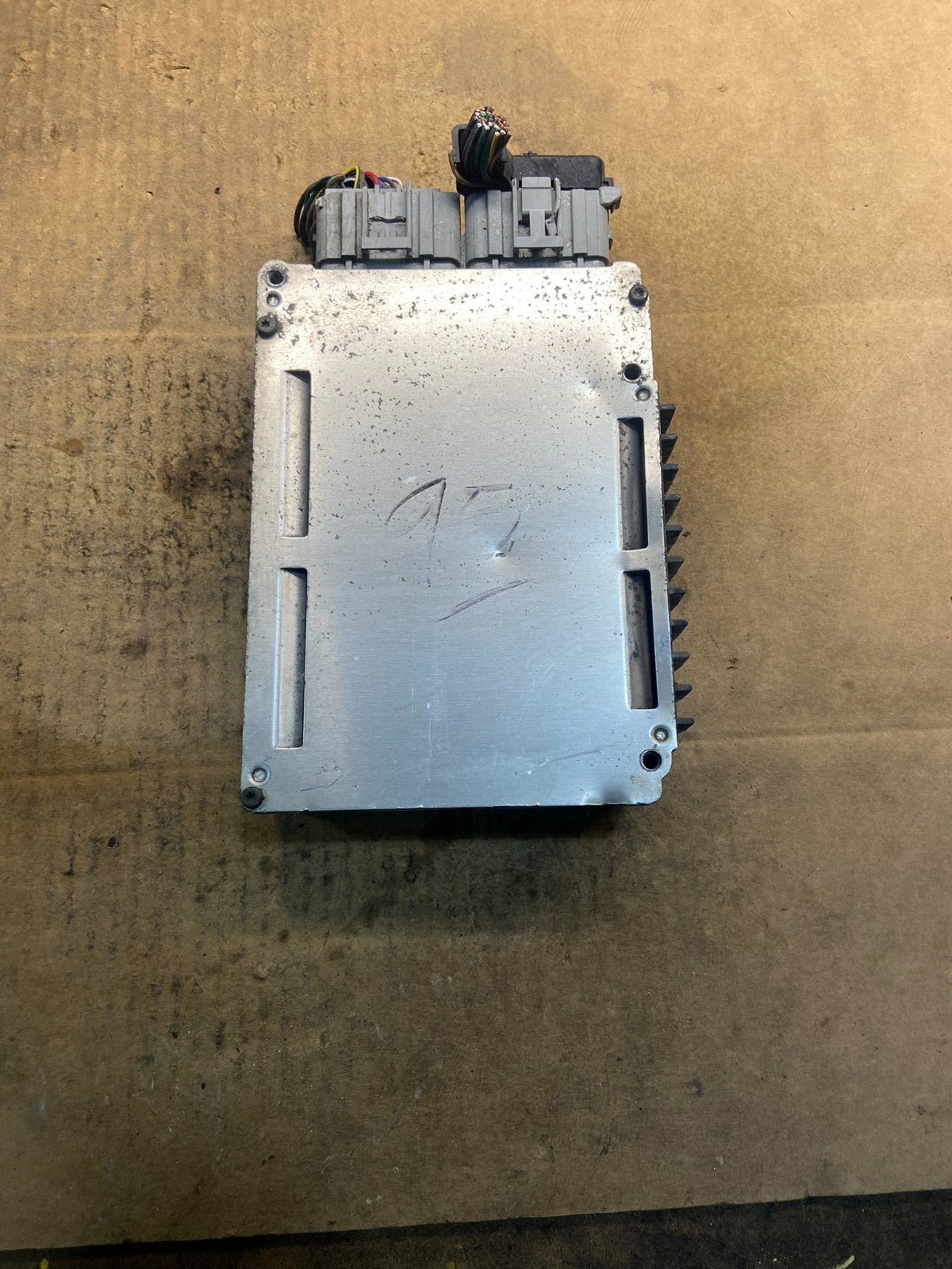 2000 Chrysler 300M Engine Control Module ECU ECM OEM Y3750 DG1