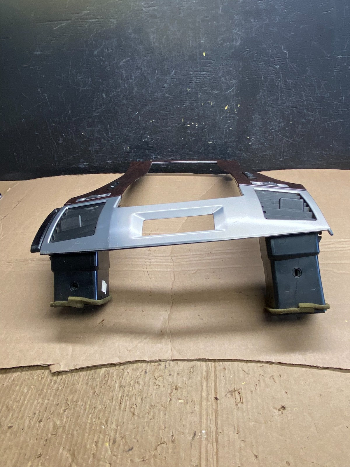 2007-2014 Cadillac Escalade Center Dash Trim Radio Bezel Vent Wood AF1834 DG3