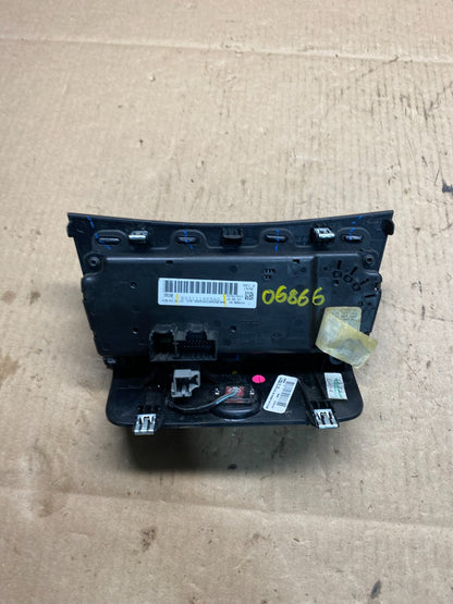 2011 - 2014 Chrysler 200 Heater AC Climate Switch Temperature Control O6866 DG4