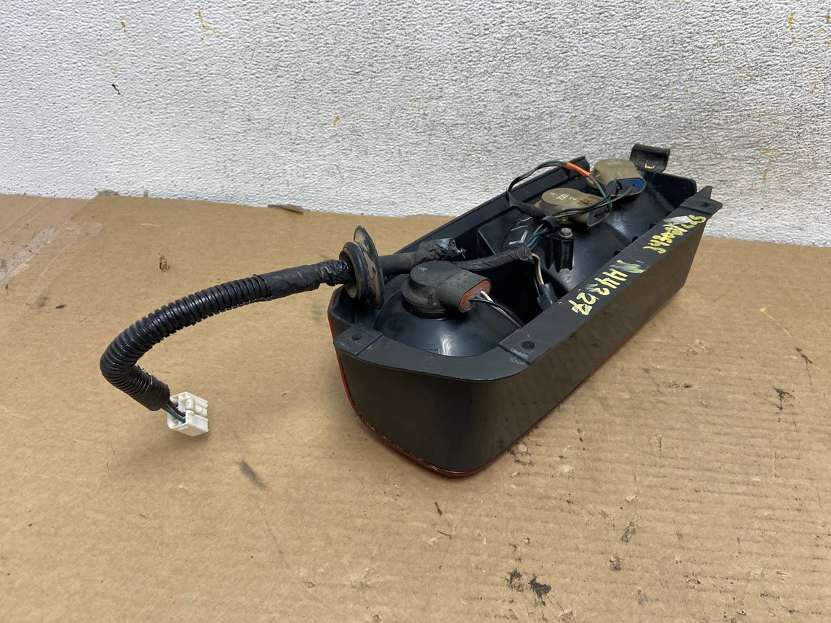 1997 to 2001 Jeep Cherokee Right Passenger Side Tail Light AH4327 LK6