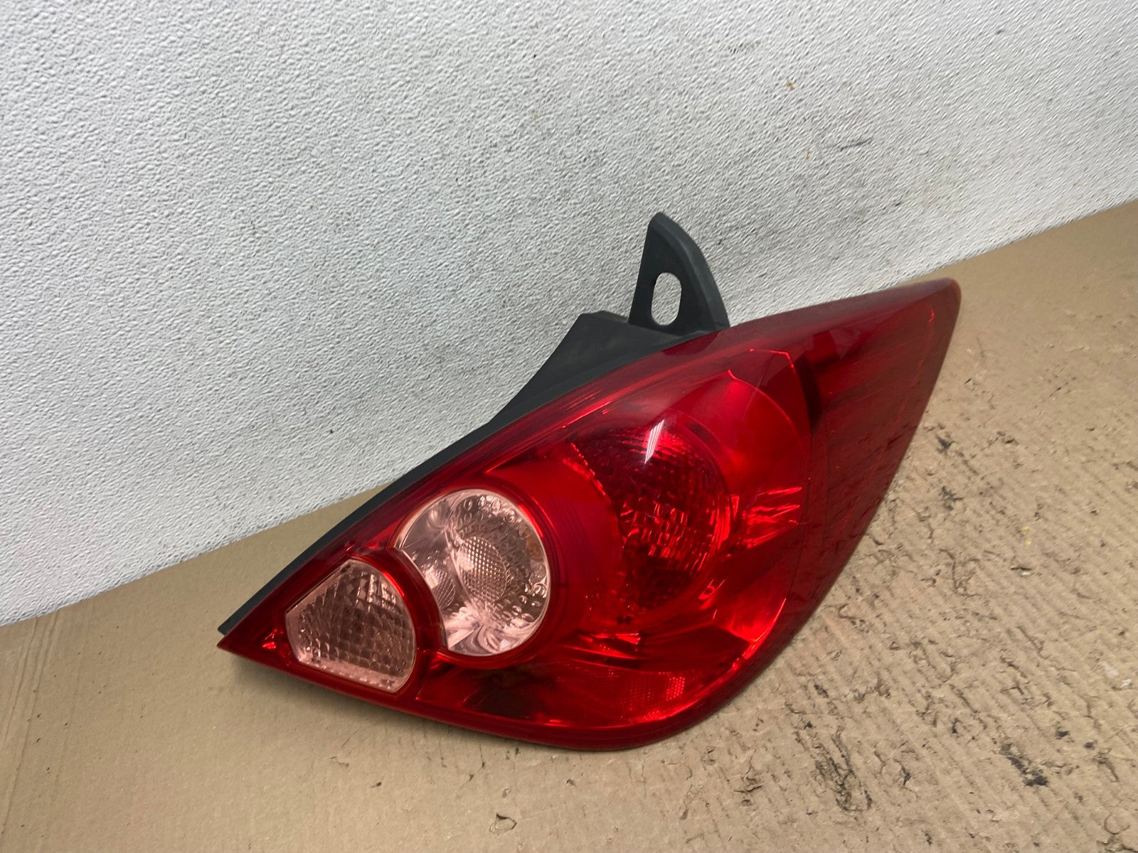 2007 - 2012 Nissan Versa Hatchback Right Passenger Side Tail Light TYC AF7210 LK2