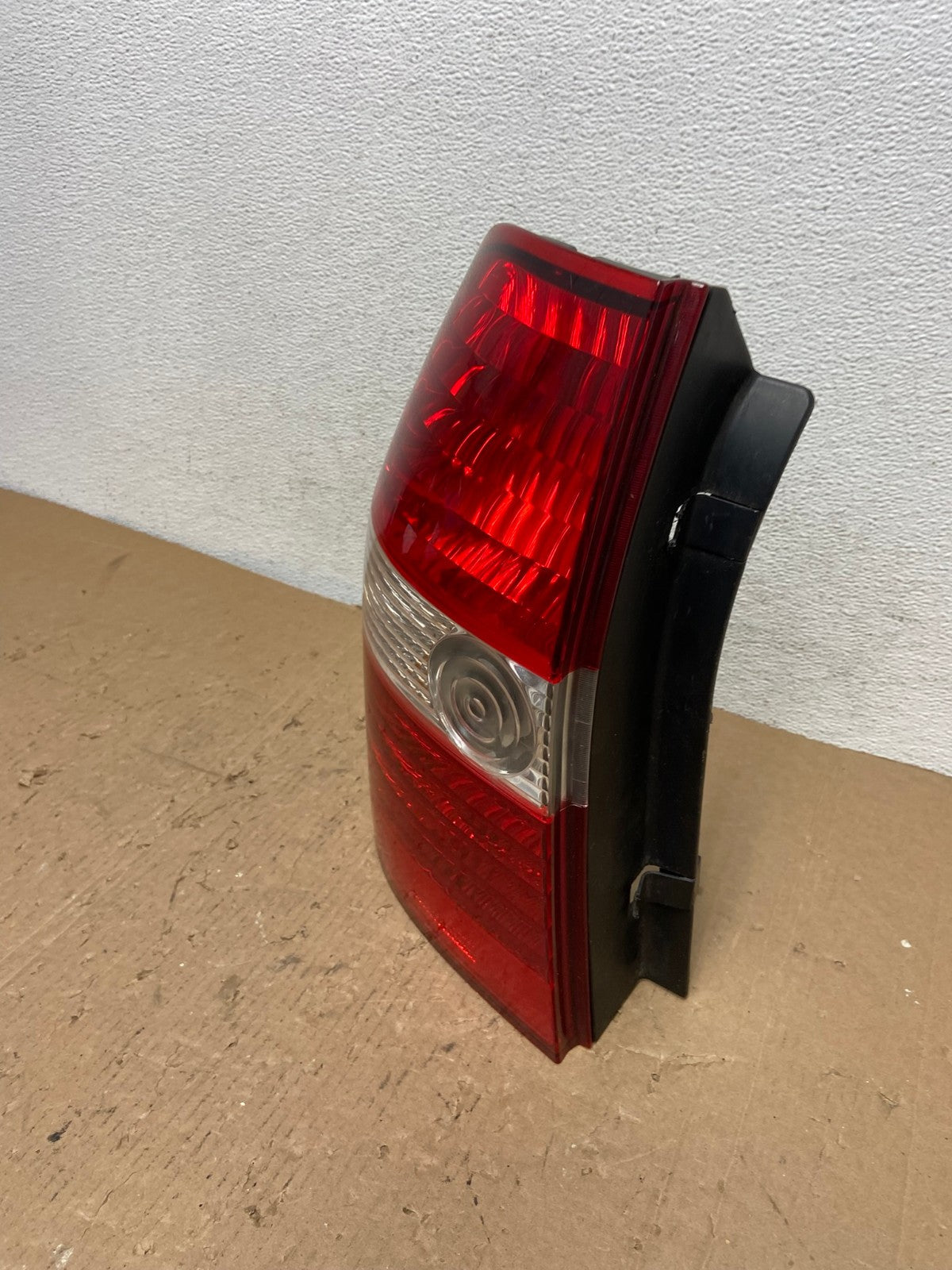 2001 2002 2003 Acura Mdx Left Driver Side Lh Tail Light AD8201 LK1