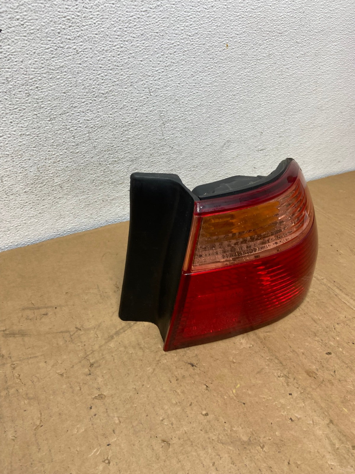 1998 to 2000 Honda Accord Sedan 4door Right RH Side Tail Light DEPO AD1224 LK2