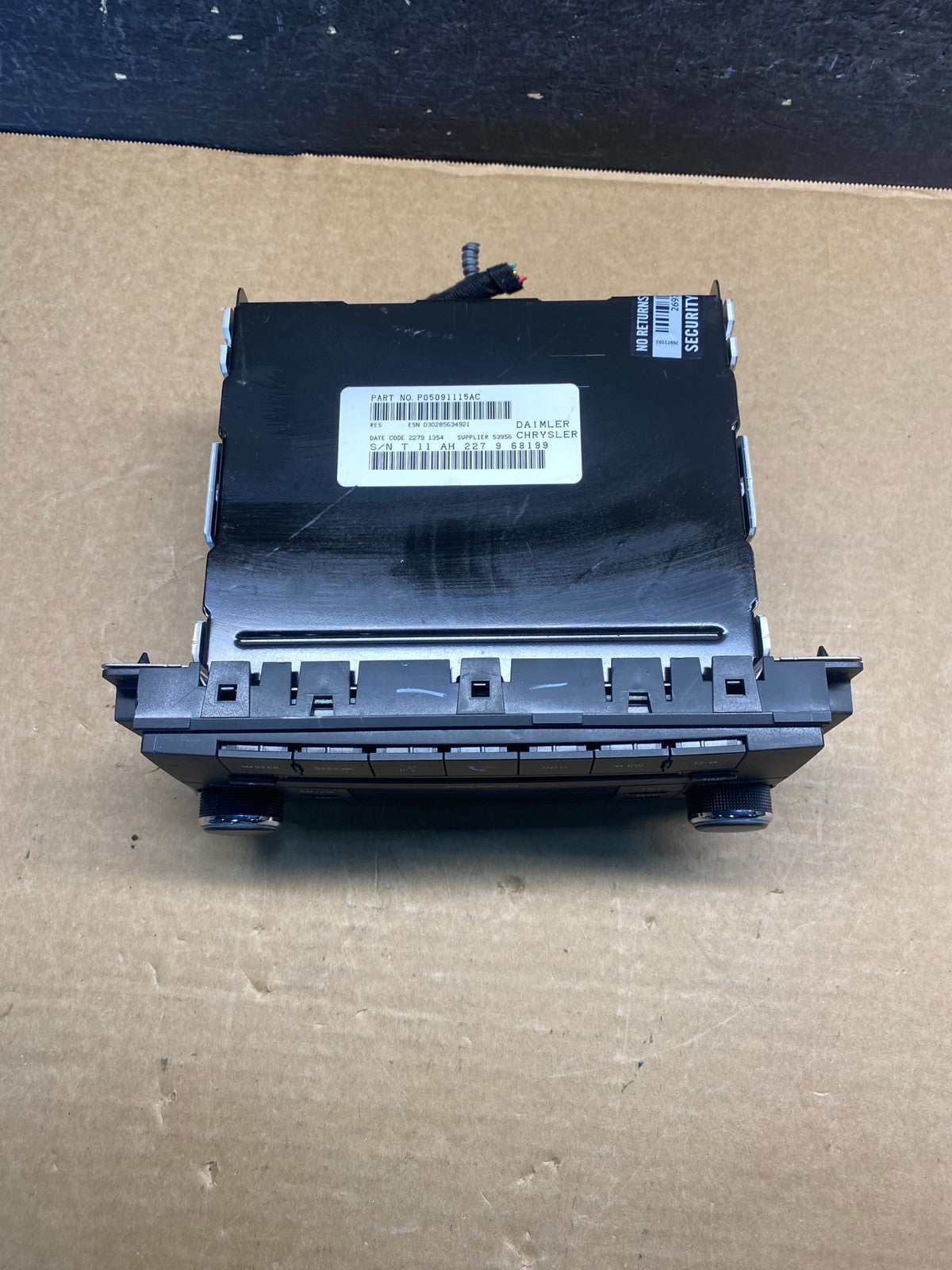 2008 - 2010 Dodge Avenger Center Dash Black Radio Trim Bezel Panel AF6570 DW3