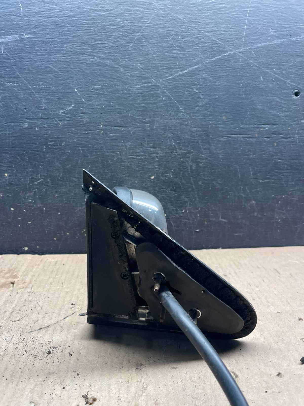 1984 to 1992 Lincoln Mark VIII Left Driver LH Door View Power Mirror s5082 DG4
