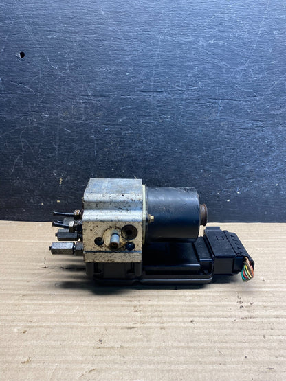2006 2007 Ford E250 E350 Econoline Anti-Lock ABS Antilock Brake Pump AH9992 DW4