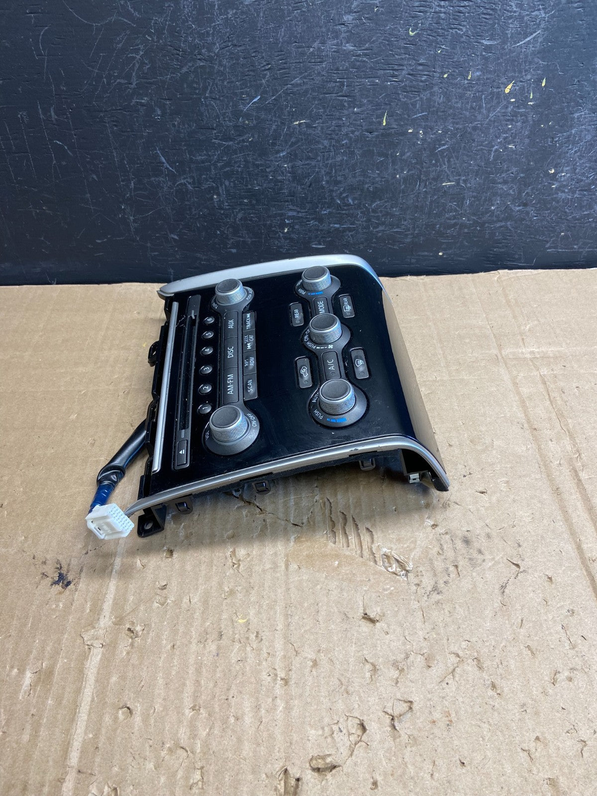 2013 to 2016 Nissan Pathfinder Radio Temperature Climate Control AE1855 DG1