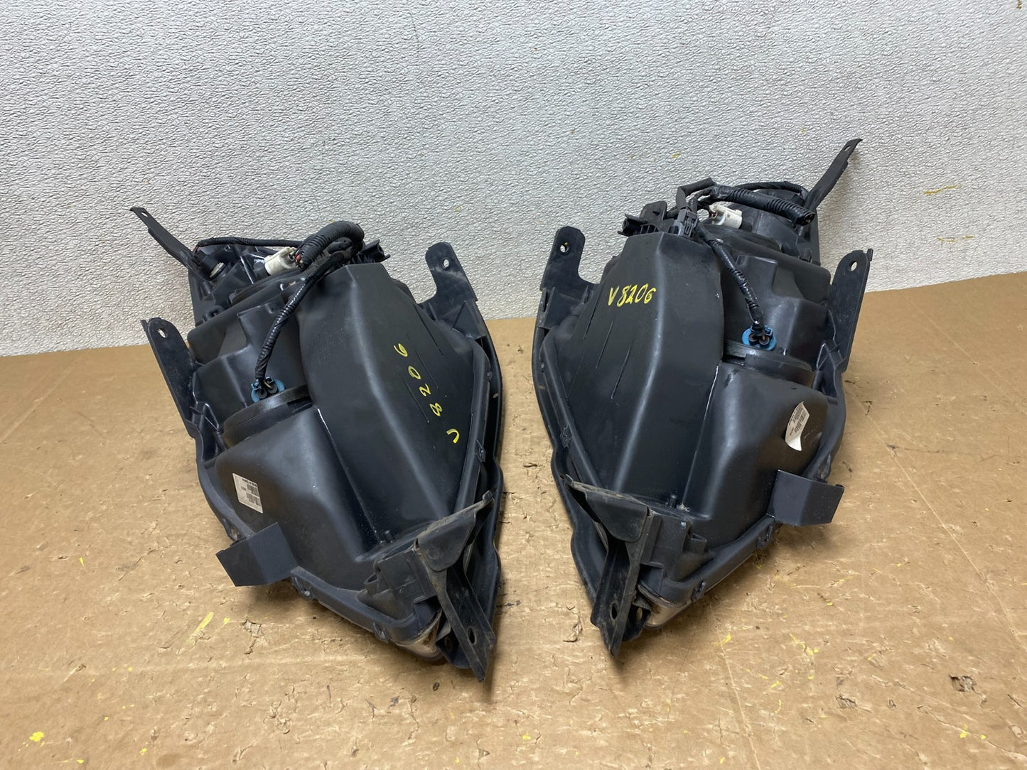 2005 2006 2007 Honda Odyssey Left+Right Set Halogen Headlights V8206 DW13