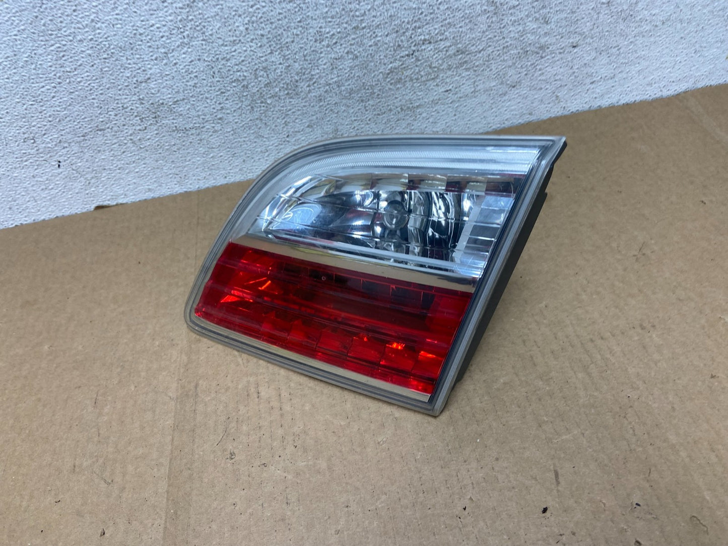 2010 2011 2012 Mazda CX-9 Tail Light Inner Right Passenger Rh Side AF9543 DW1