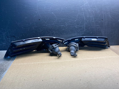 2013 - 2016 Chevrolet Traverse Left+Right Set Fog Light W/ Bezel AF6851 DG2