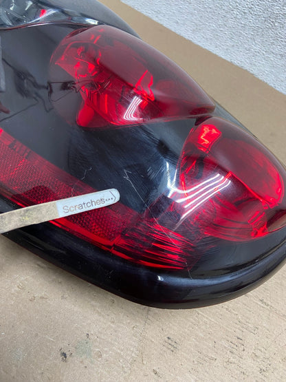 2002 to 2009 Chevrolet Trailblazer Right Passenger Rh Side Tail Light AF4704 LK3
