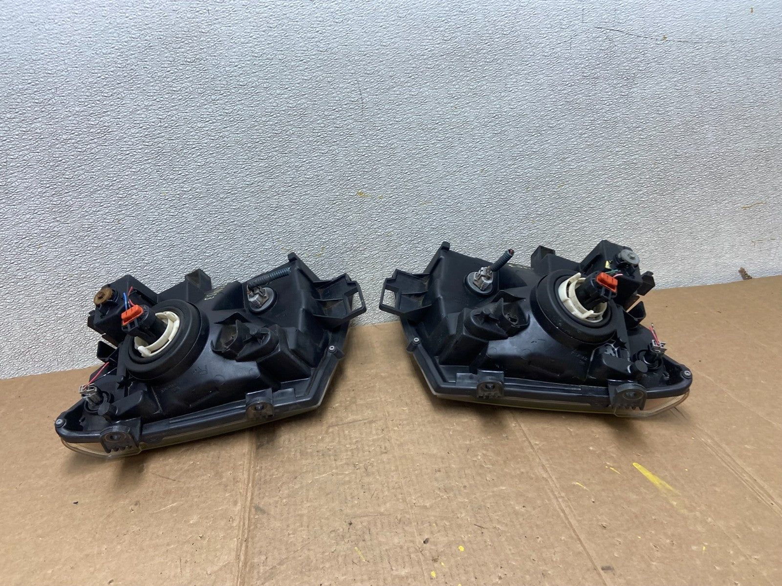 2005-2015 Nissan Xterra Left+Right Side Set Headlights OEM AA1453 PS5