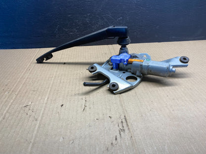 2010 to 2014 Subaru Outback Rear Windshield Wiper Motor AC0877 PS1