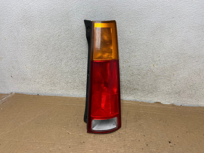 1997 1998 1999 2000 2001 Honda Crv Cr-v Right Passenger Tail Light AH8535 LK0