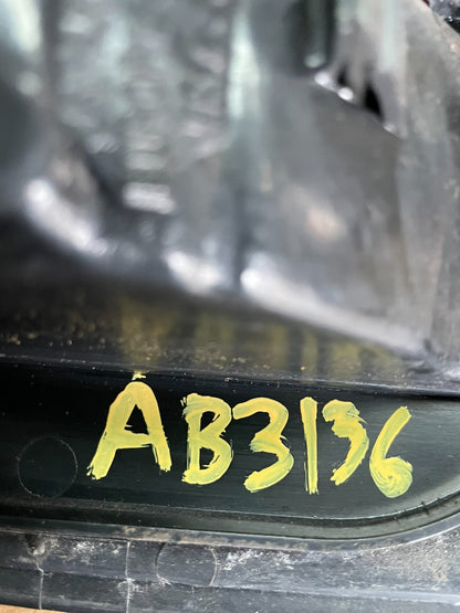 2000 to 2004 Subaru Legacy 4dr Sedan Trunk Center Tail Light Panel OEM ab3136 DG11