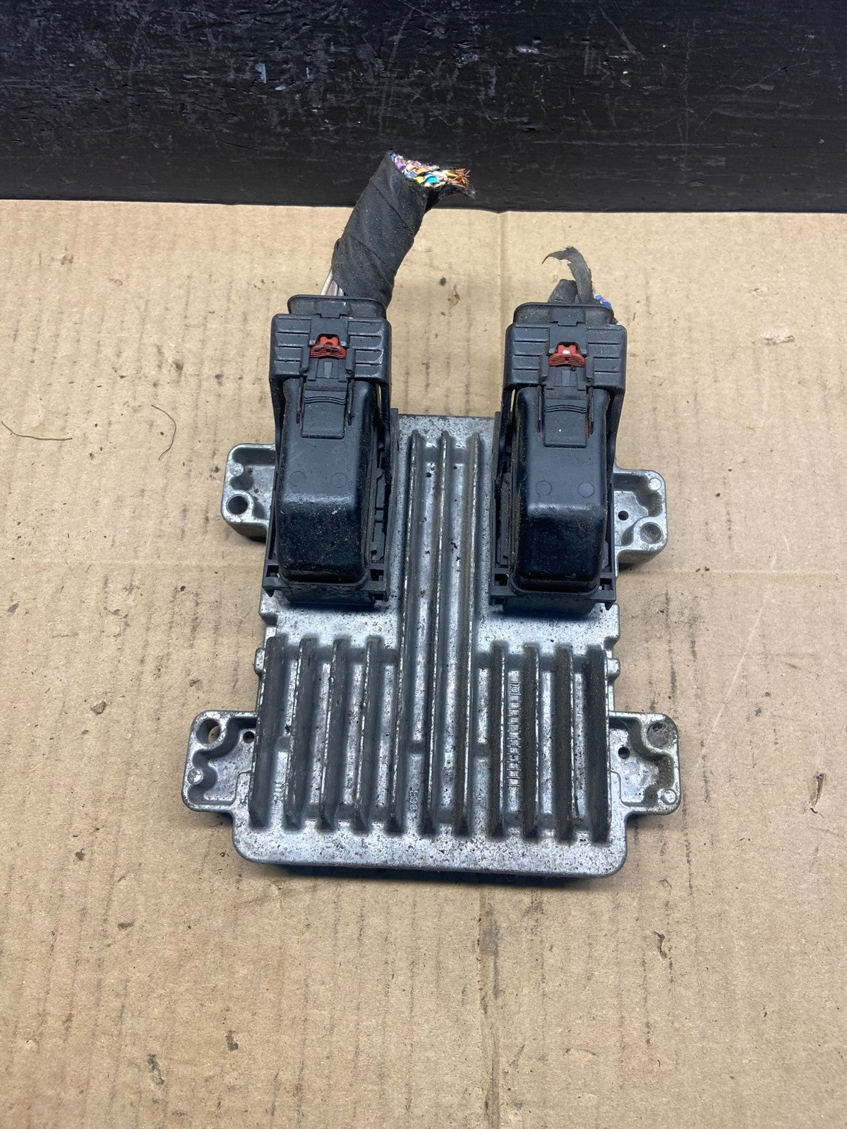 2010 2014 Chevrolet Express Savanna Engine Computer ECM ECU AD1824 DG0