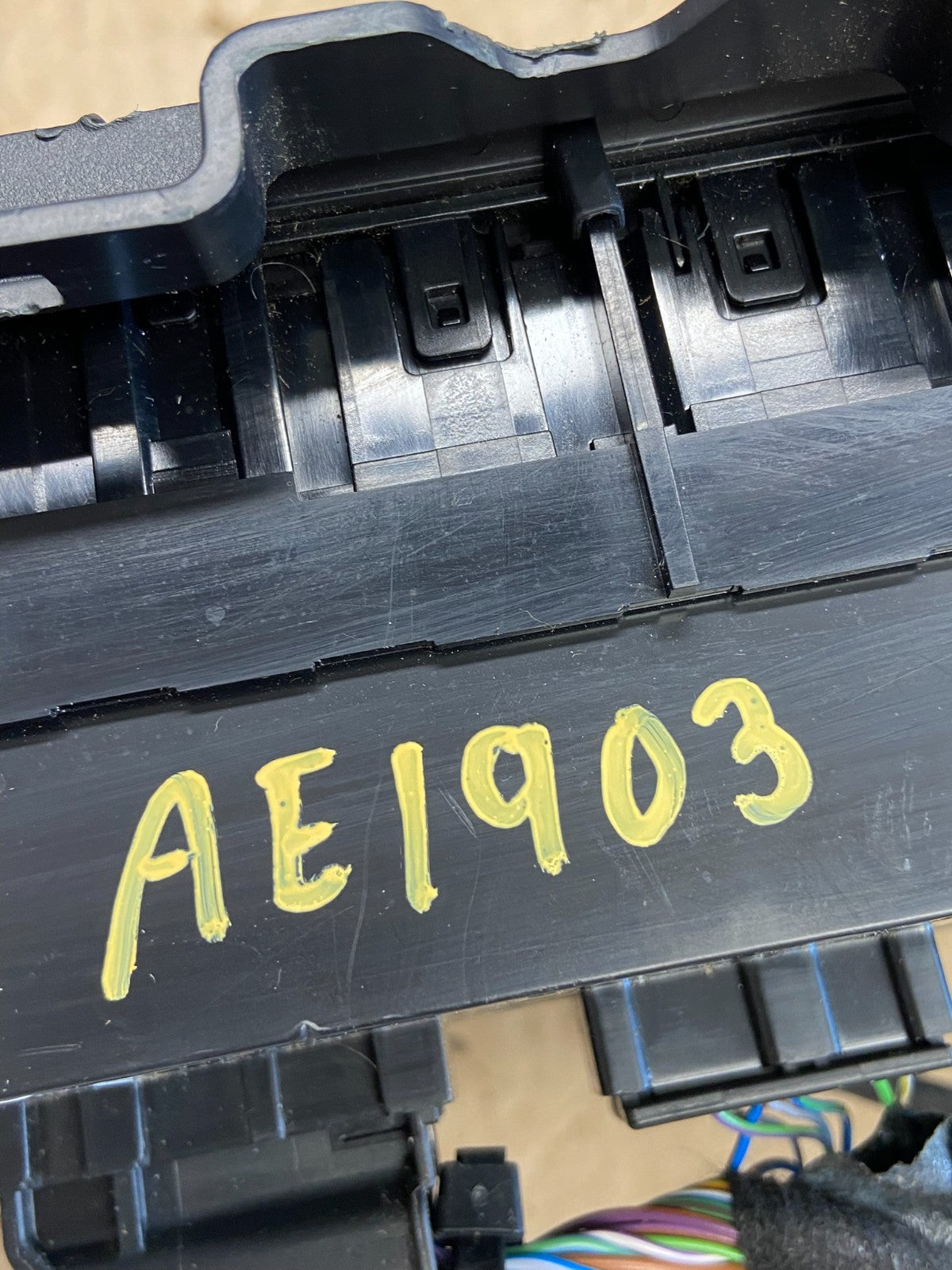 2020 to 2023 Ford Explorer Radio Climate Control Panel Trim ae1903 DG6