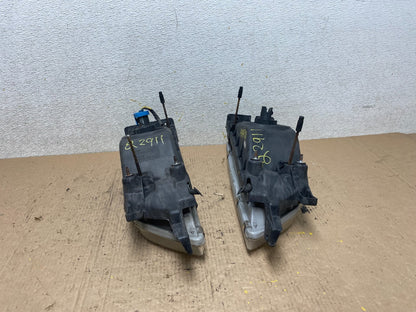 1997 to 1999 Nissan Maxima Left+Right Side Headlights Halogen Q2911 DW11