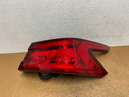 2016 2017 2018 Nissan Maxima Right Passenger RH Tail Light AE1391 DW0