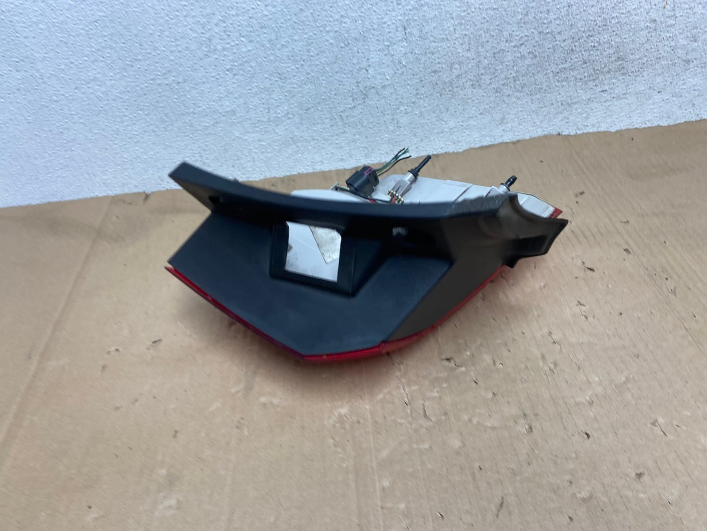 2010 to 2017 GMC Terrain Halogen Right Passenger Rh Side Tail Light AE9166 LK4