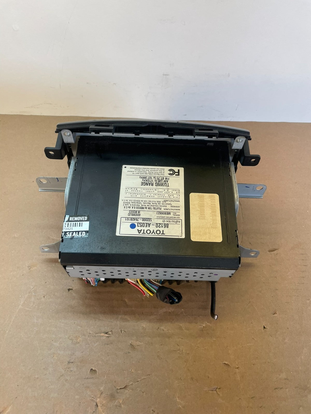 2004 to 2010 Toyota Sienna AM FM CD WMA Mp3 Radio Receiver AF5595 DG8