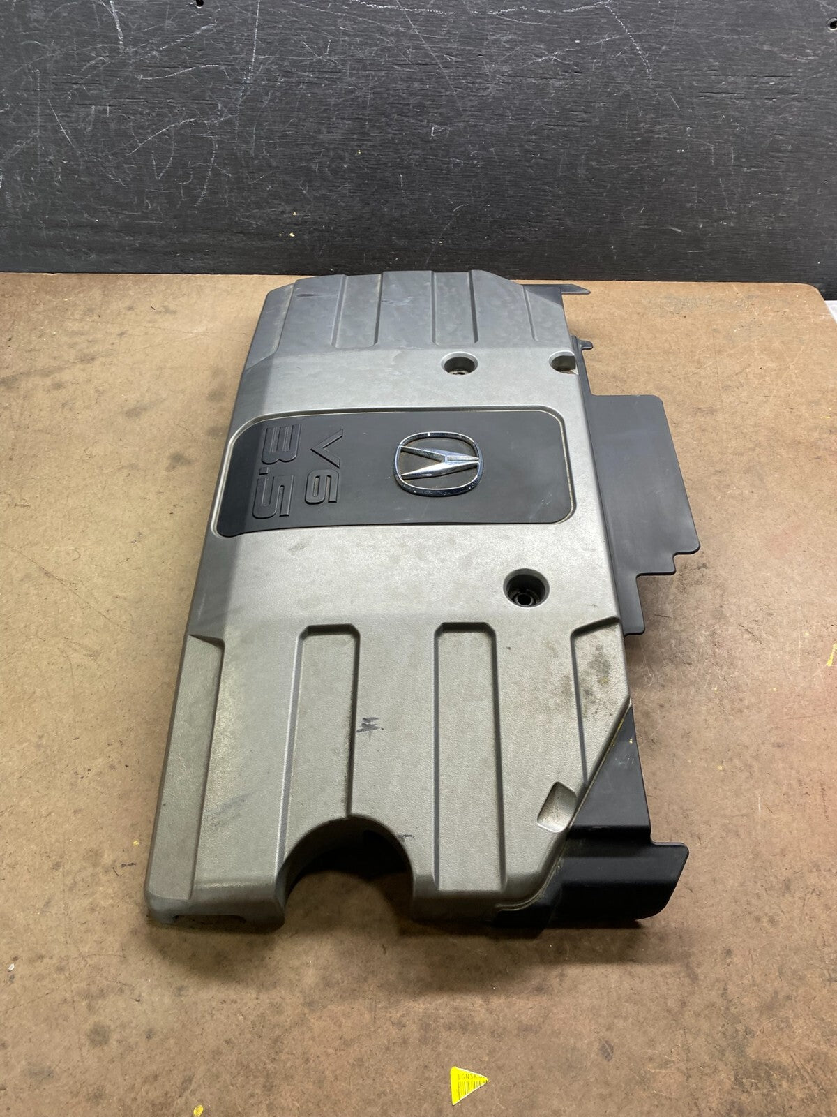 1999 to 2004 Acura RL 3.5L Engine Cover 32121-p5a-0100 M3107 DG3
