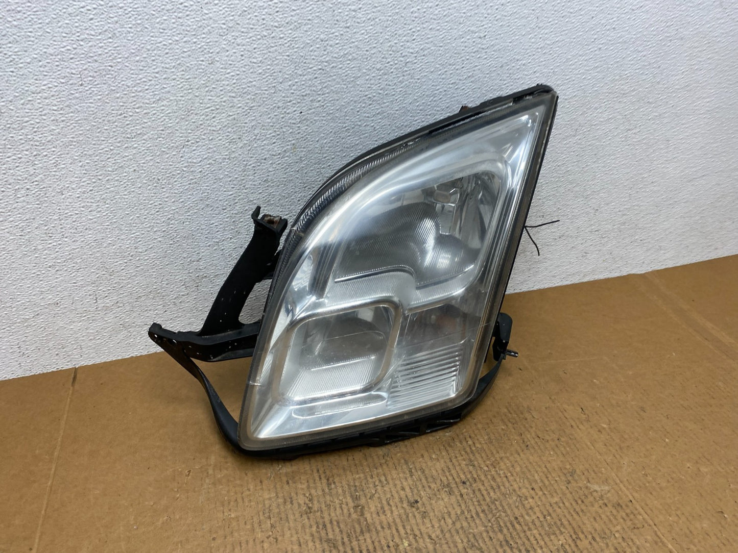 2006 to 2009 Ford Fusion Headlight Left Driver LH Side AE1369 DW2