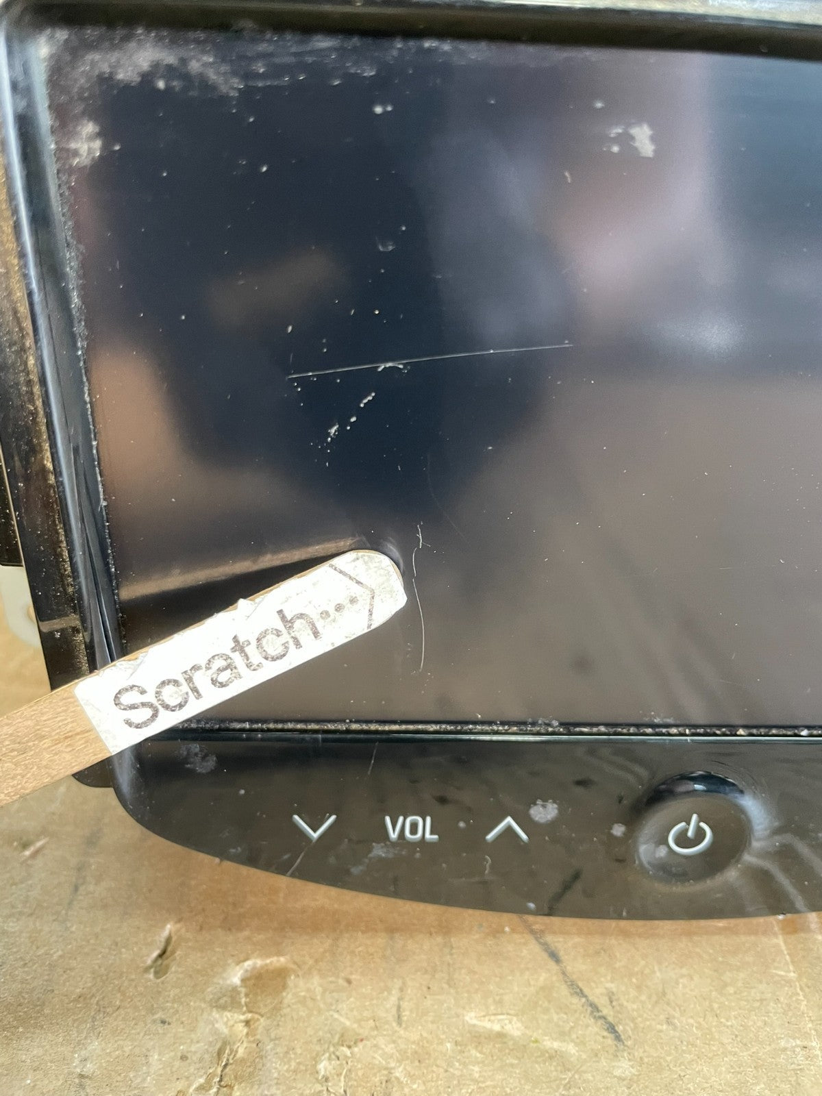 2013 2016 Chevy Sonic Radio Receiver Display Screen AM FM MP3 AC4897 DG3