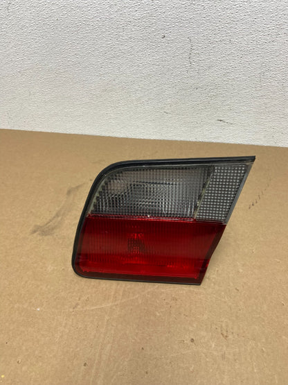 1995 1996 Nissan Maxima Right Passenger RH Side Inner Tail Light Oem AB9994 DW0