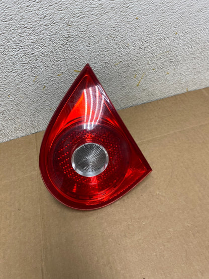 2006-2009 Volkswagen Golf Right Passenger Rh Tail Light Inner Trunk O6673 DW2