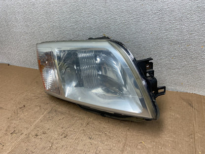 2004 - 2011 Mitsubishi Endeavor Headlight Right Passenger Rh Side Oem AA3844 DW1