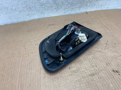 2001 2002 2003 Toyota Sienna Left Driver Lh Side Inner Tail Light AI7907 LK4