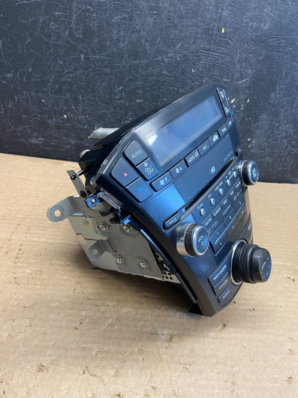 2010 to 2013 Acura Mdx Radio Stereo 6 CD Player Climate Control Pan OE AF2633 DG1