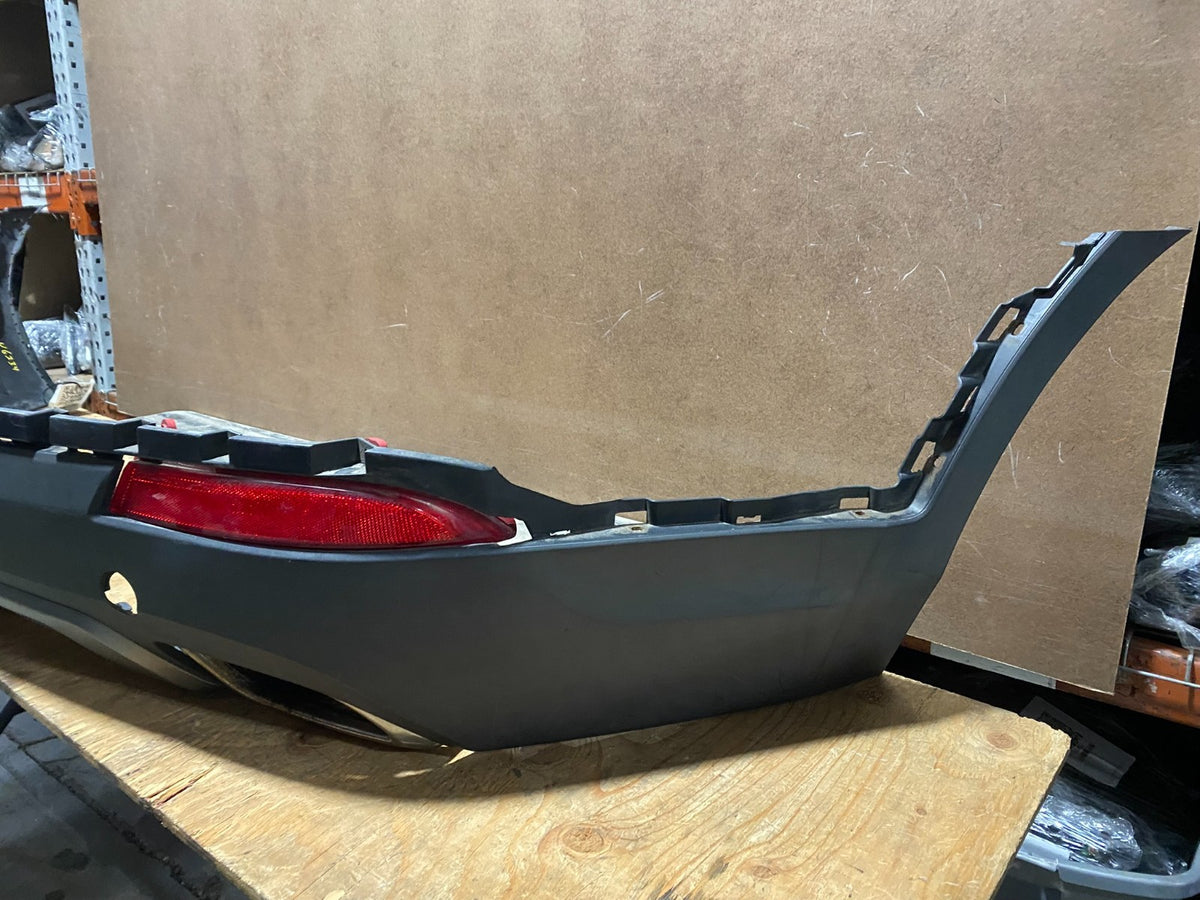 2013 to 2016 Hyundai Santa Fe XL Bumper Cover w/ Park Sensor U6234 PS5