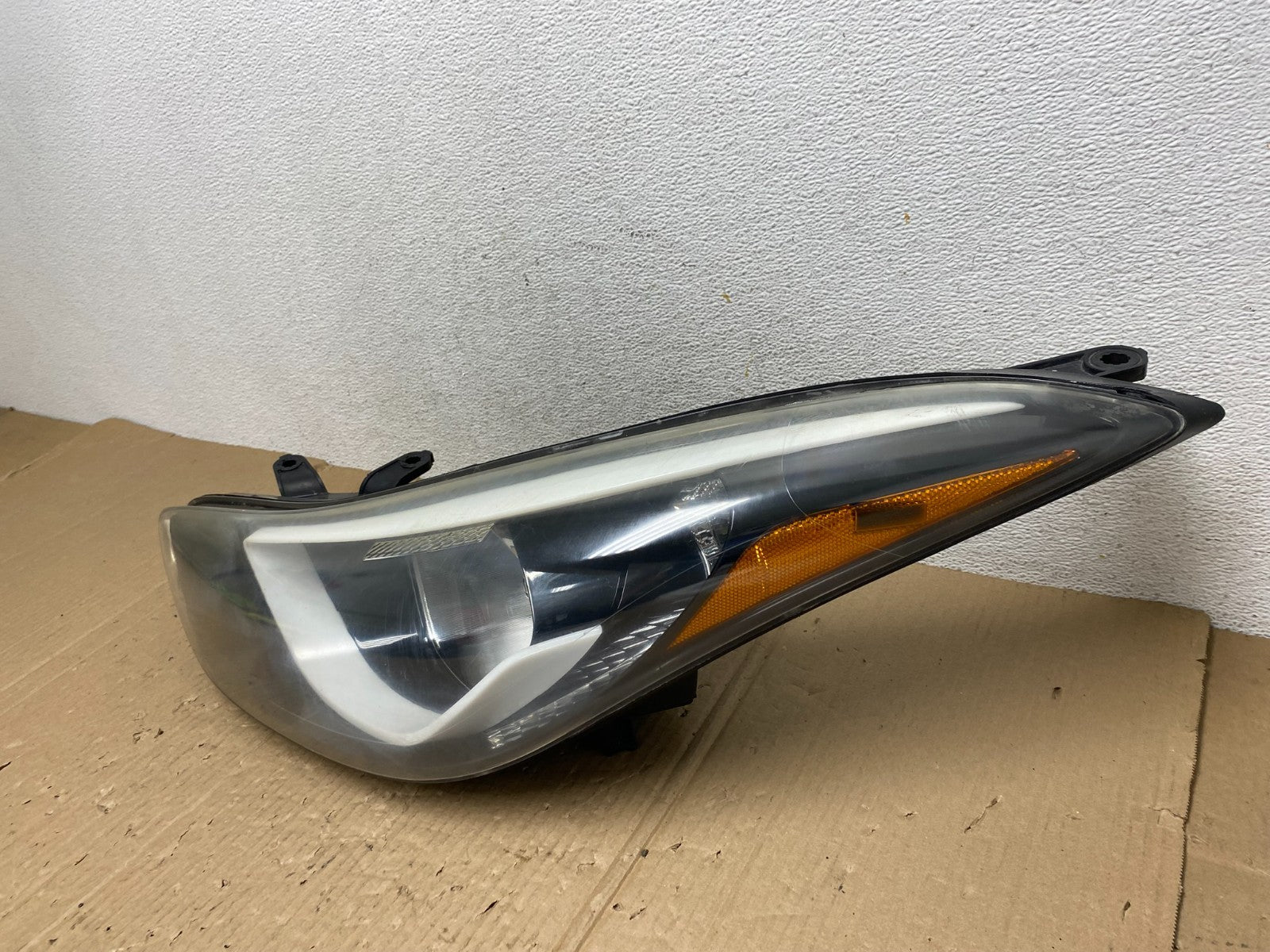2014 2015 2016 Hyundai Elantra Left Driver LH Side Headlight AE9035 DW1