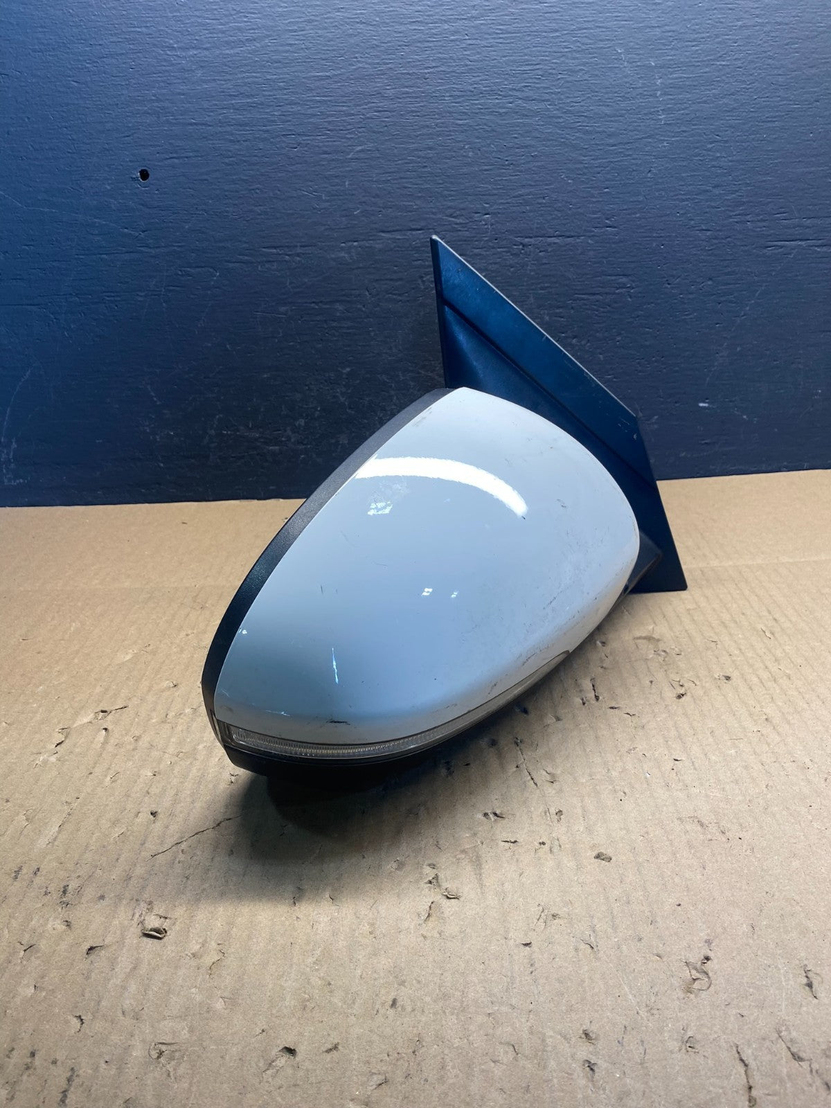 2016 to 2018 Hyundai Tucson Right Passenger Turn Signal Door Mirror AC2615 DG1