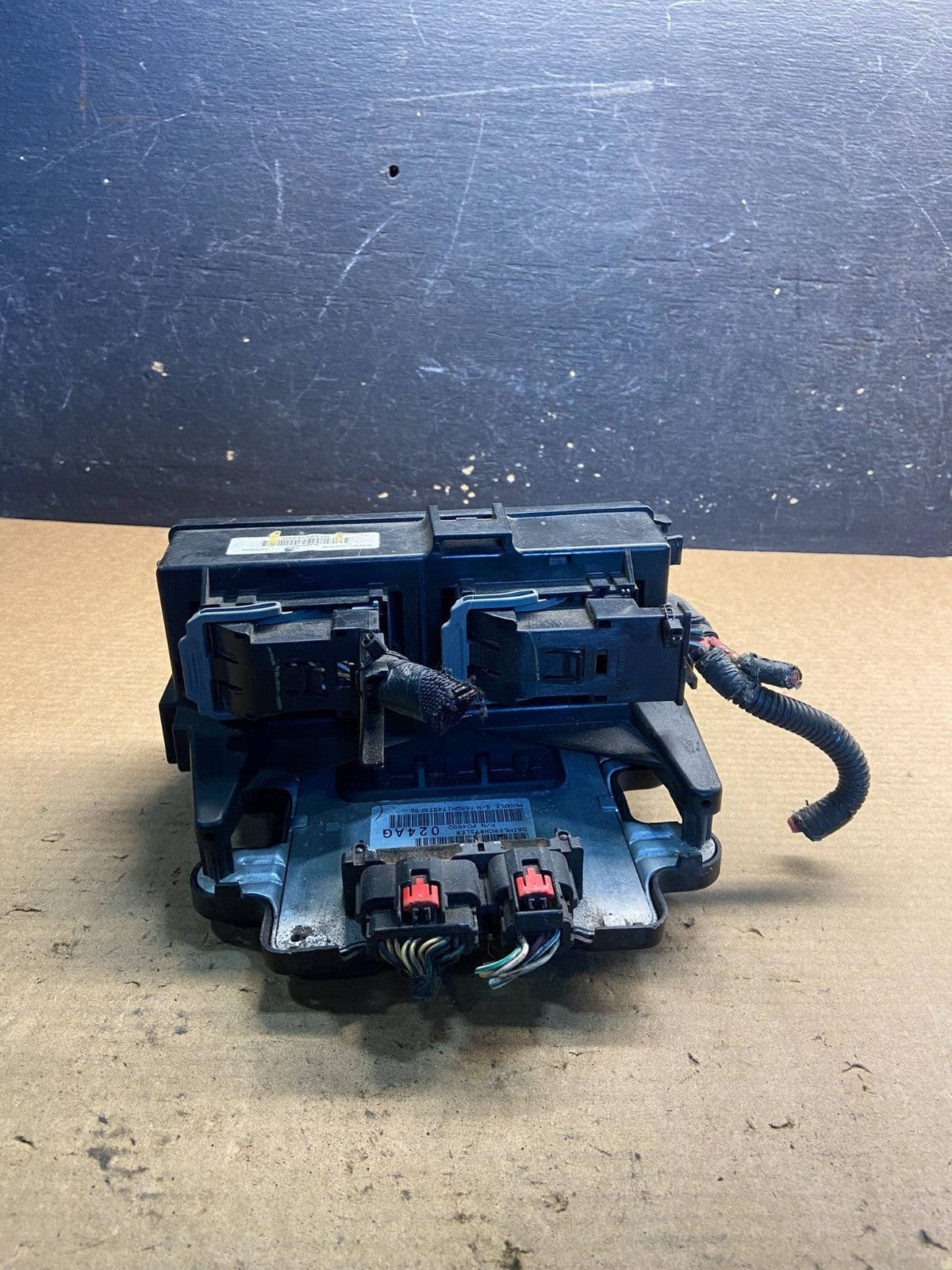 2006 Jeep Grand Cherokee Fuse Box Multi-Function Relay BCM Body Module AA0688 DG1