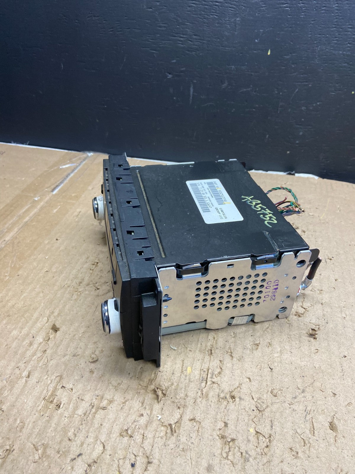 2005-2009 Chrysler Dodge Jeep Ram Radio CD MP3 AUX Receiver AB5752 DG2