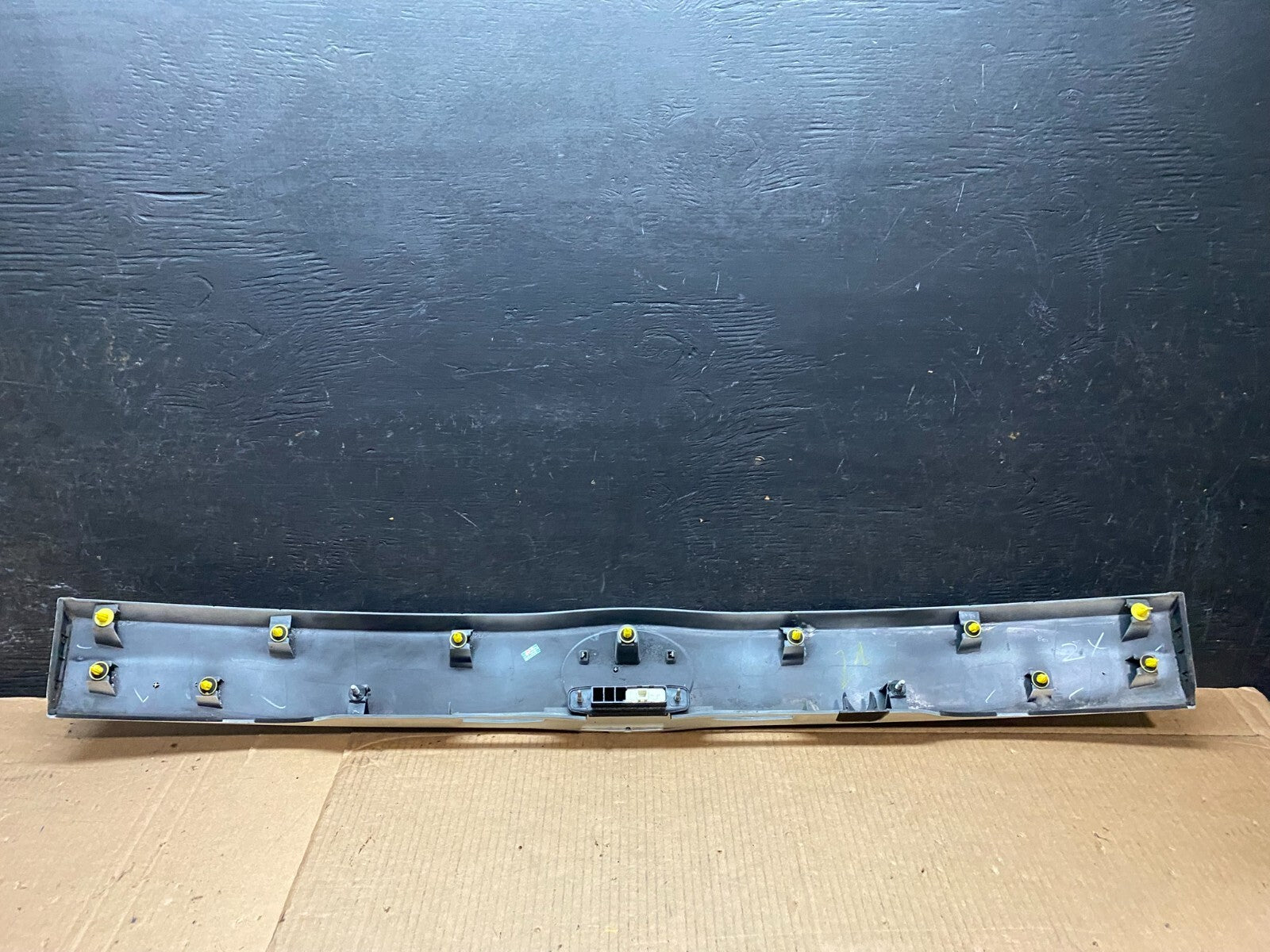2010 to 2015 Toyota Prius Trunk Rear Tailgate Molding Panel 76801-00900 G5722 DG3