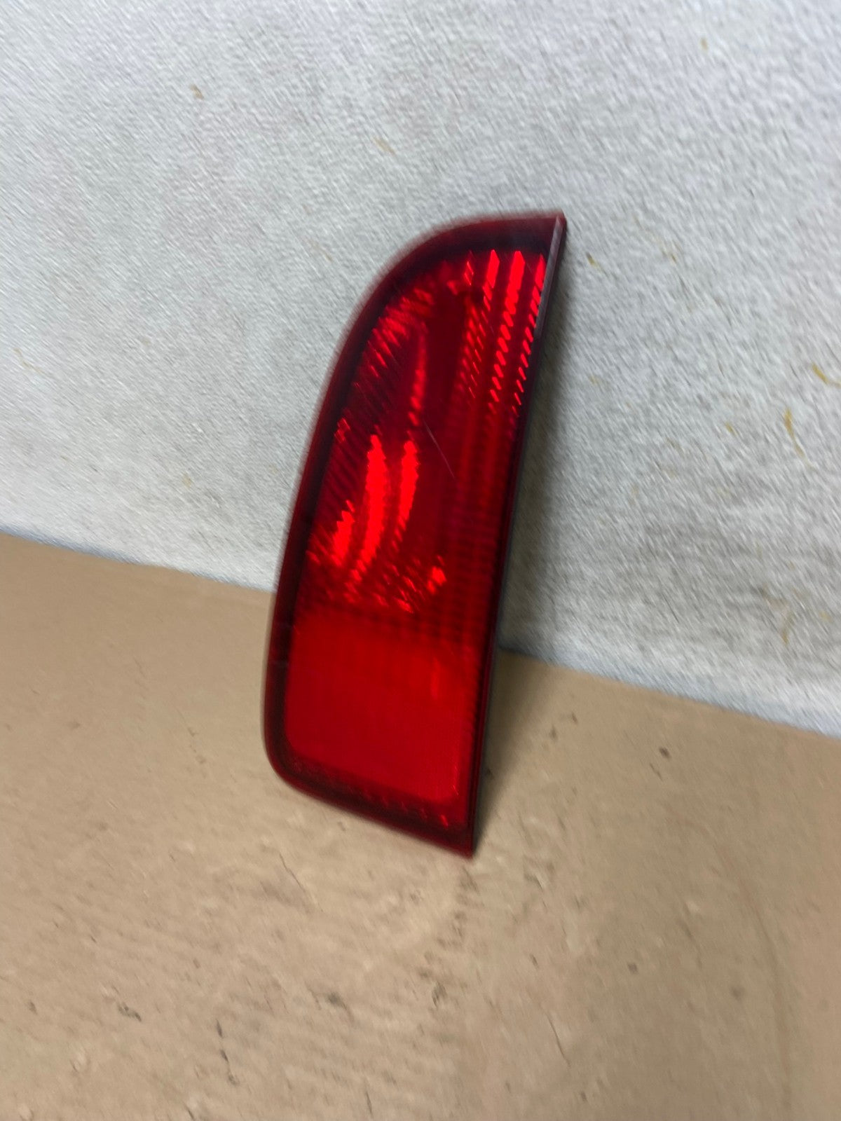 1998-2002 Lincoln Navigator Right Passenger Side Tail Light Inner AH9466 LK1
