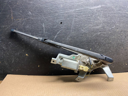 2005 to 2009 Subaru Legacy Outback Rear Windshield Wiper Motor z8737 DG0