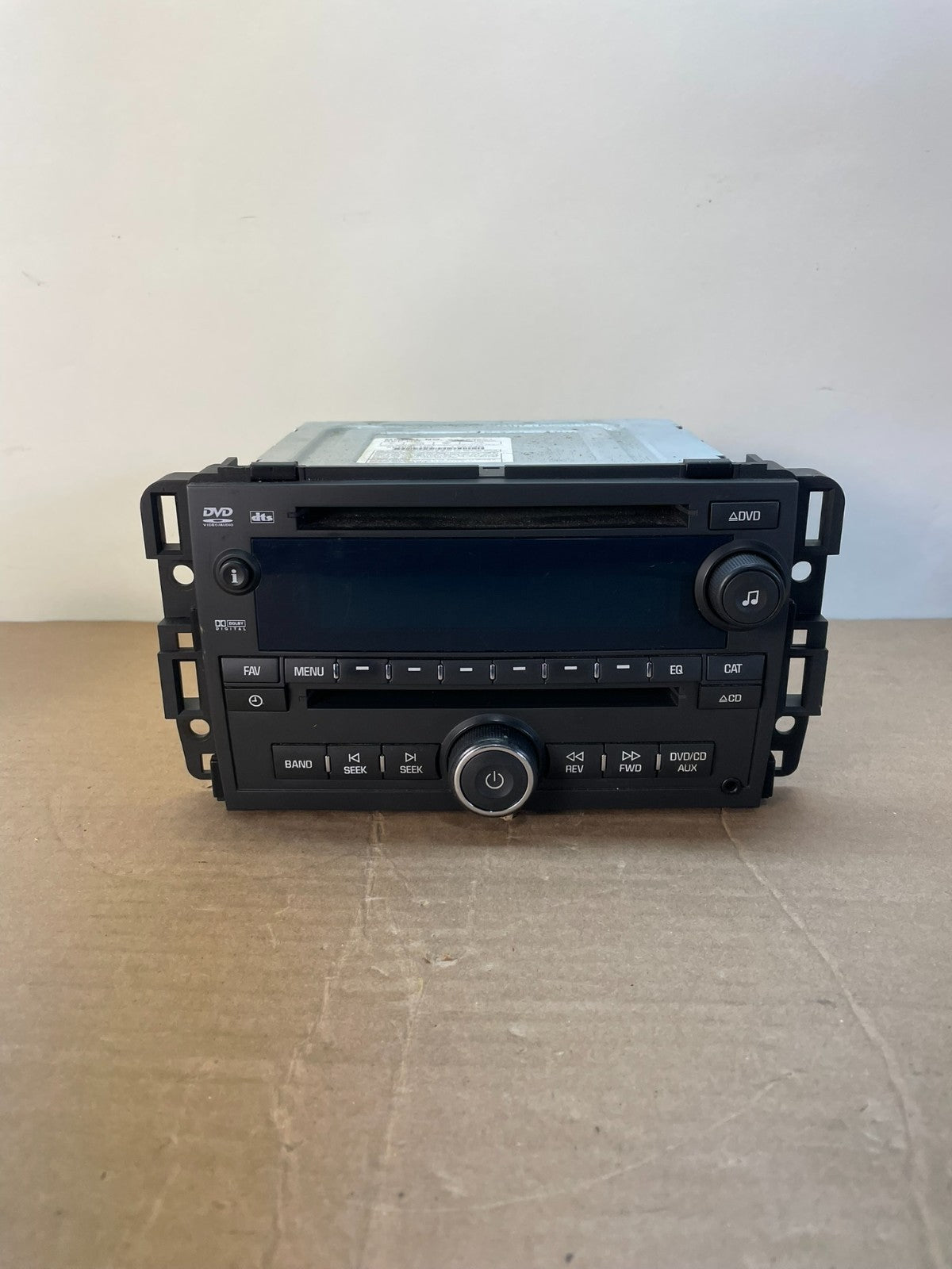 2002 - 2006 Chrysler Dodge Jeep Ram Radio CD Player AM/FM Receiver AI0531 DG0