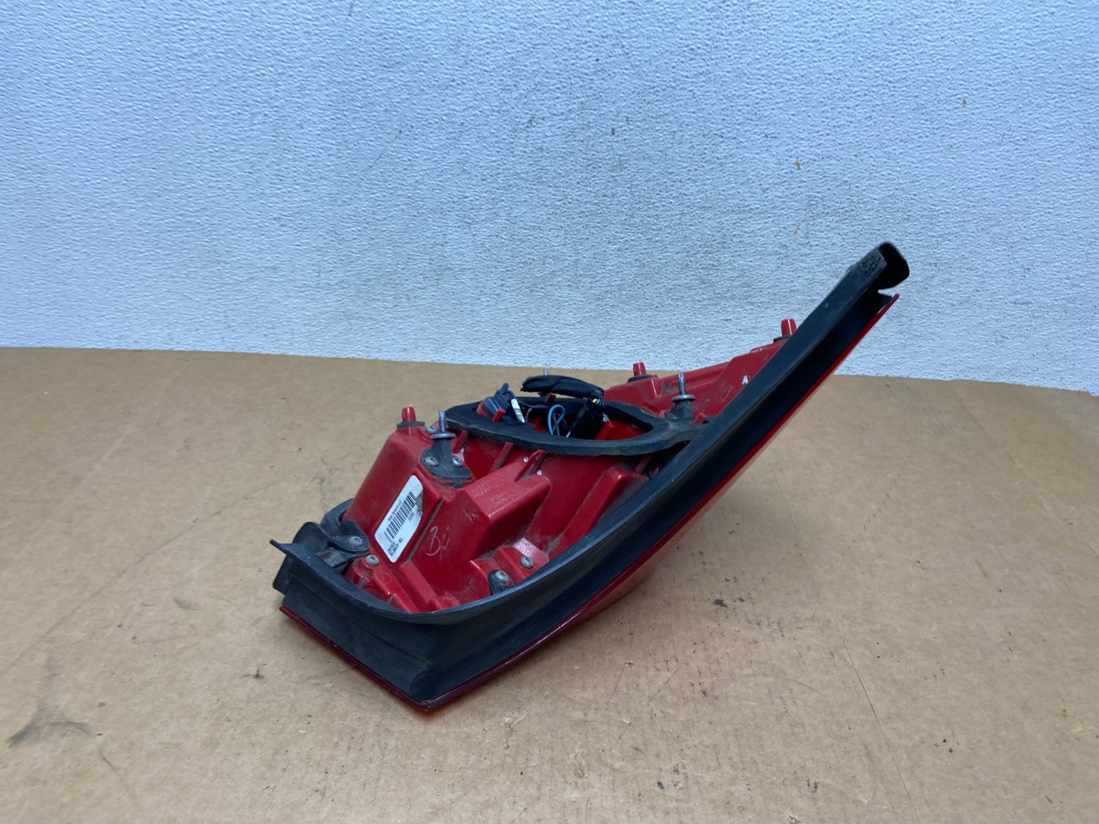No Led Trim 2013-2015 Chevrolet Malibu Right Passenger Side Tail Light AE3203 LK4