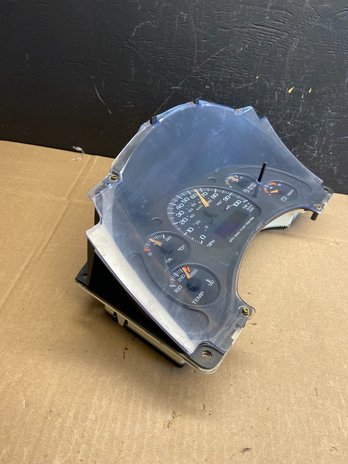 2001 to 2002 Chevrolet Express Speedometer Cluster Gauge OEM ab9221 DG2
